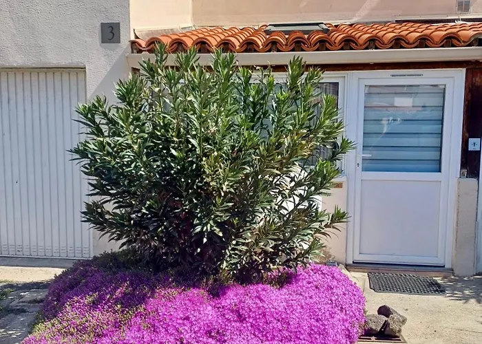 Escapades Boheme - 3 Pers - Histoire De Cles * Agde